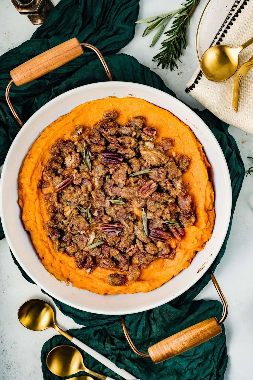 Maple Garlic Sweet Potato Casserole - Photo Credit: xoxoBella.