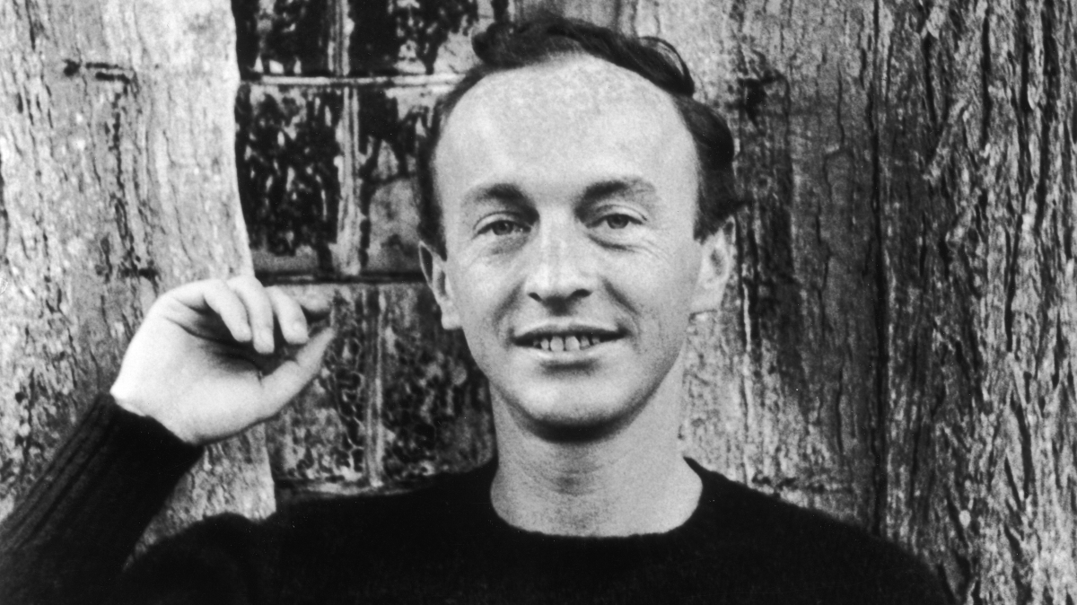 The perfect poet for your lunch hour