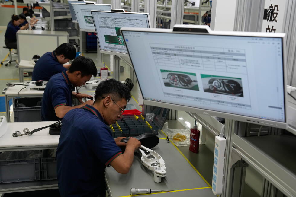 China can build human figures to scale. The hardest part is finding enough buyers