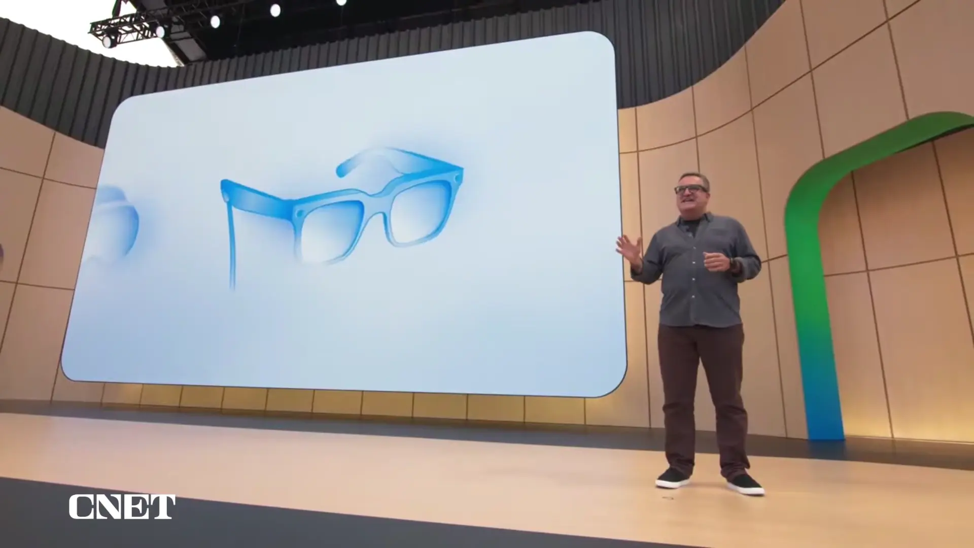Our impressions of the Android XR glasses from Google I/O 2026